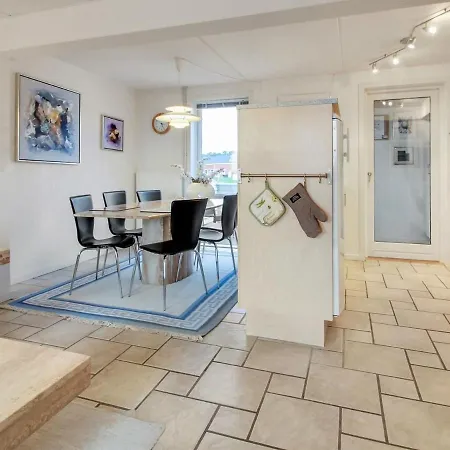 Apartment Sakari - 300m From The Sea In Western Jutland By Interhome Sonderby (Romo)